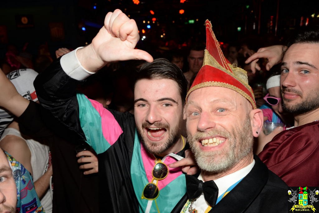 ../Images/Carnavals vrijdagavond in VdG 107.jpg